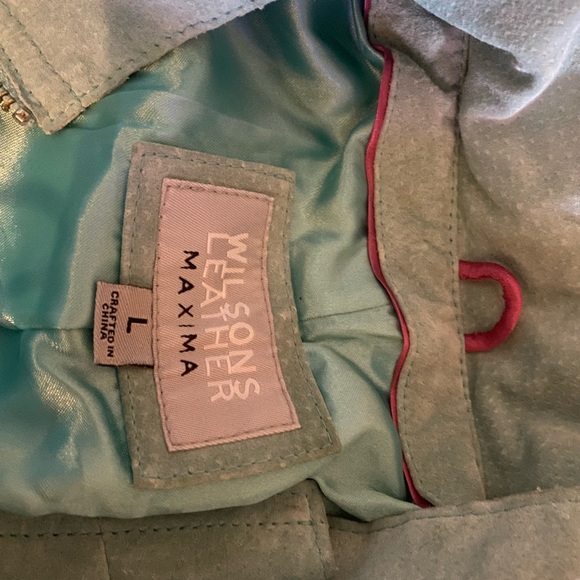 Retro Wilson’s turquoise suede jacket (L) and matching capris (sizes 0 or 10). - Picture 4 of 12